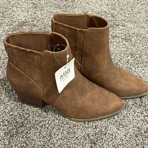 a.n.a women’s booties. Brand new, never worn